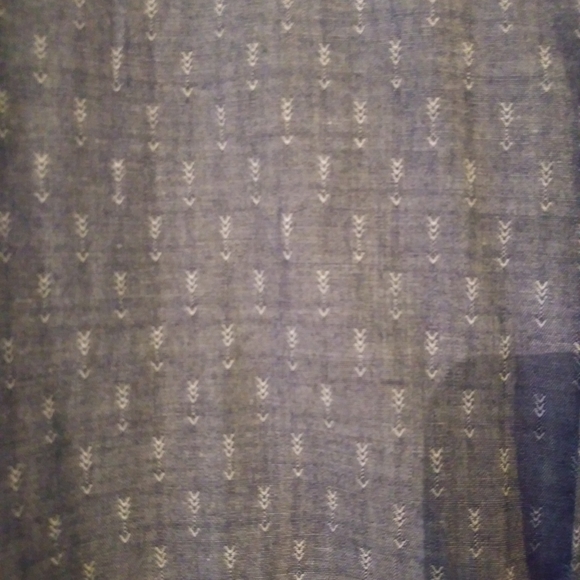 Mens button down - Picture 2 of 3